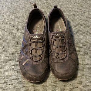 Skechers Breathe Easy Memory Foam Shoes